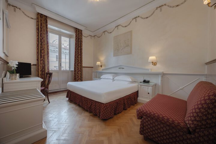 Room 49 of 100