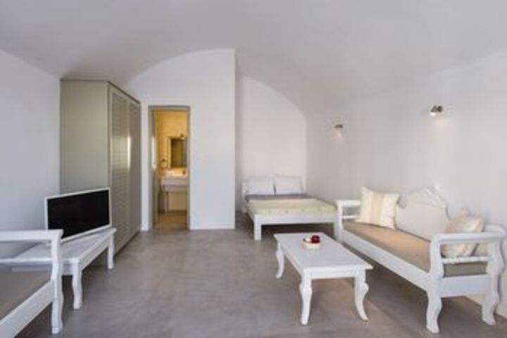Room 15 of 19