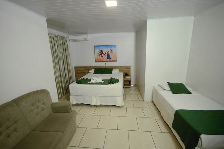 Room 6 of 29
