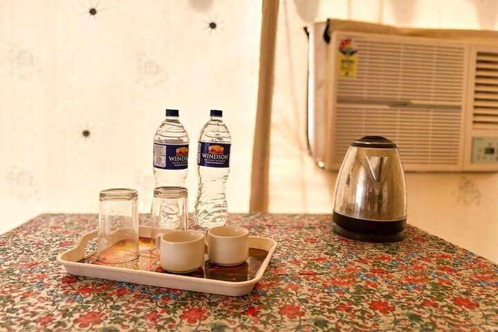 Breakfast/Coffee Service 18 of 47
