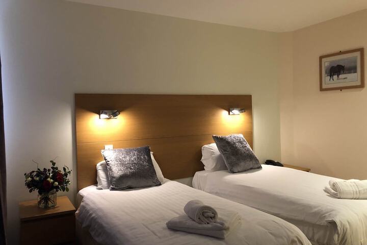Room 4 of 31