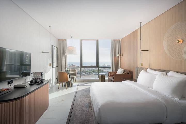 Room 8 of 40