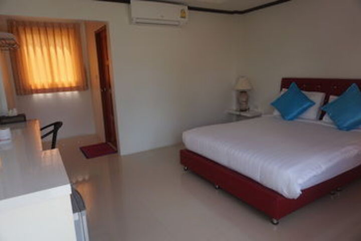 Room 10 of 22