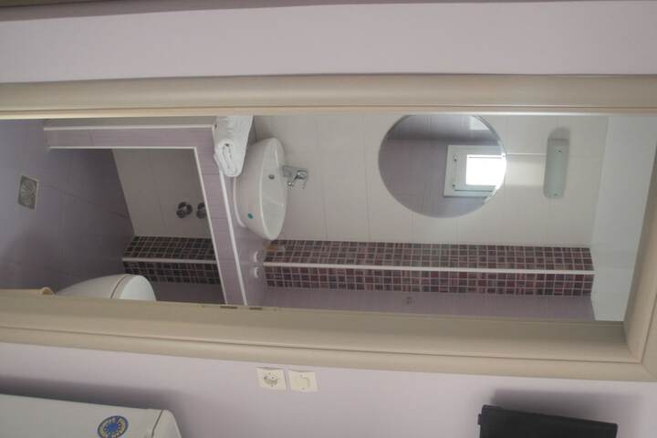 Room 55 of 83