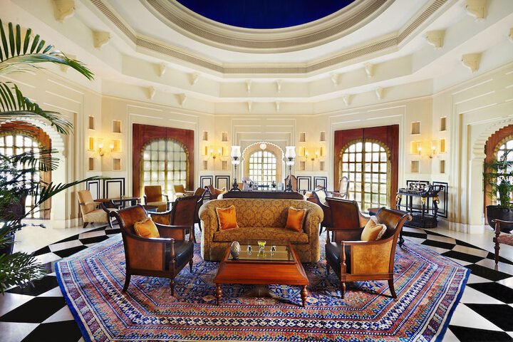 Guest Lobby