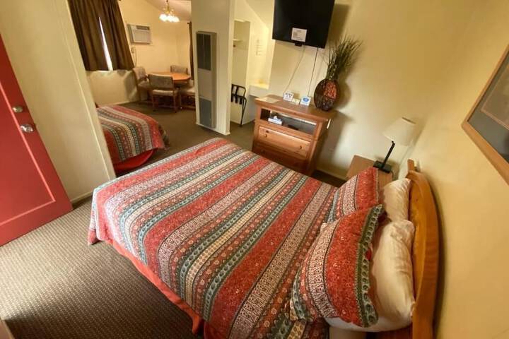 Room 22 of 47