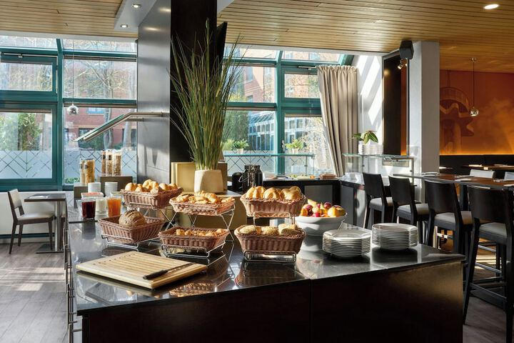 Breakfast meal