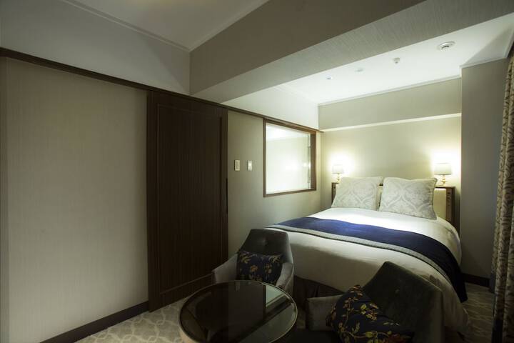Room 9 of 119