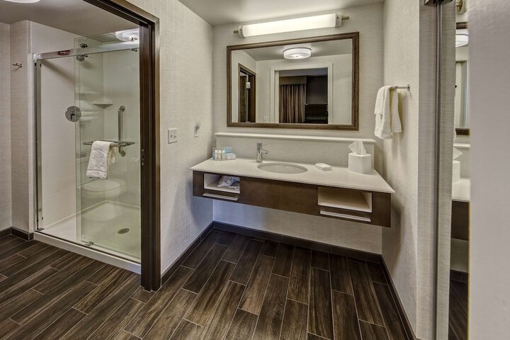 Bathroom shower
