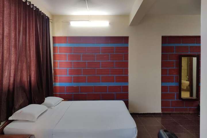 Room 38 of 69