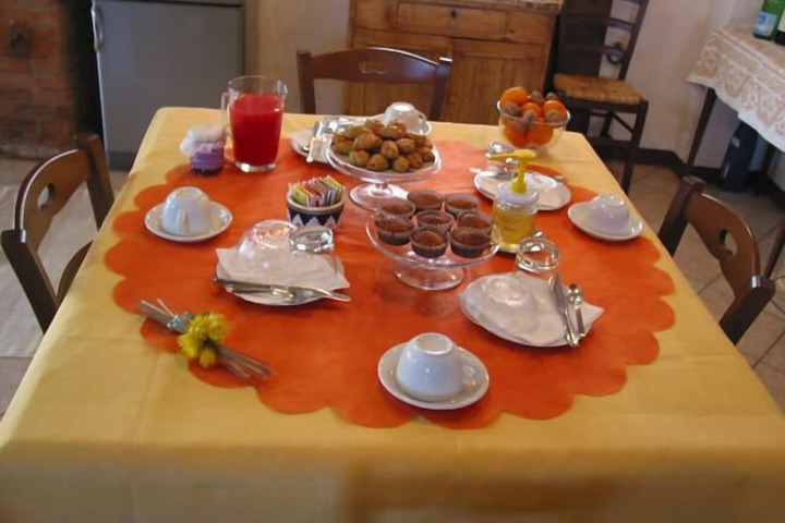 Breakfast/Coffee Service 52 of 98