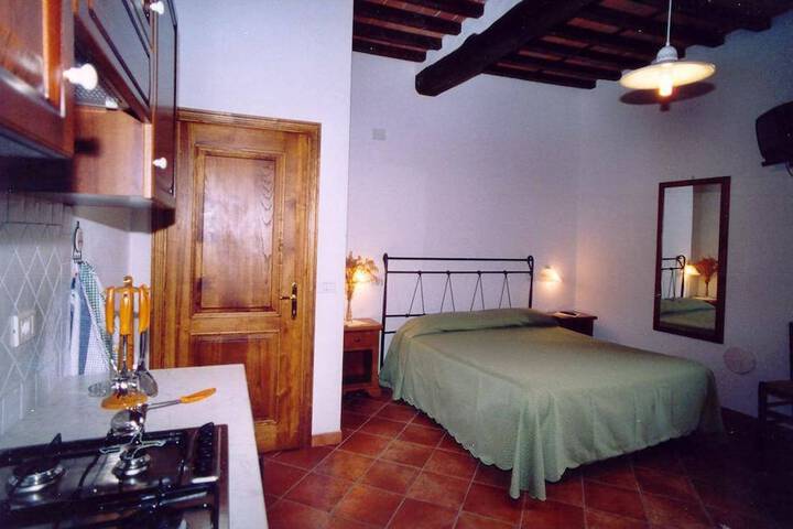 Room 6 of 45