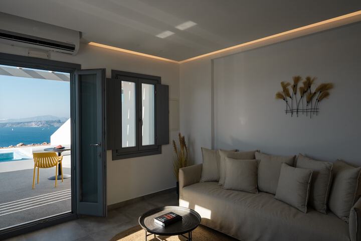 Room 6 of 44