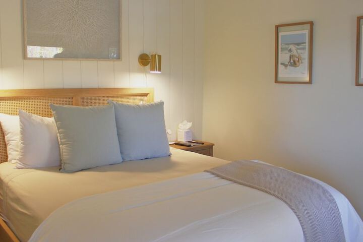 Room 3 of 51