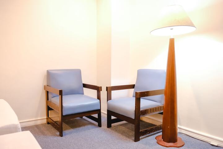 Room 10 of 50