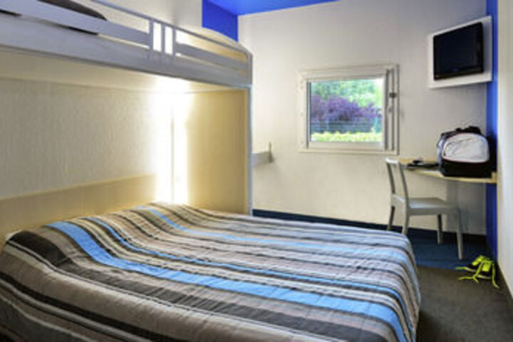 Room 9 of 44