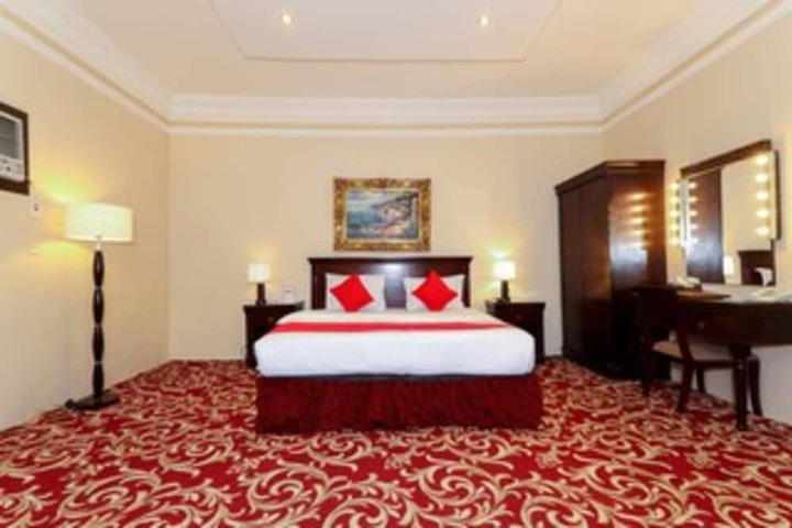 Room 17 of 46