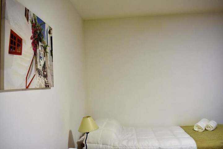Room 7 of 62