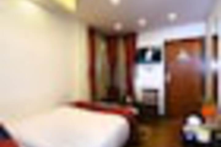 Room 197 of 339