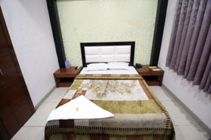 KIRANDEEP HOTEL