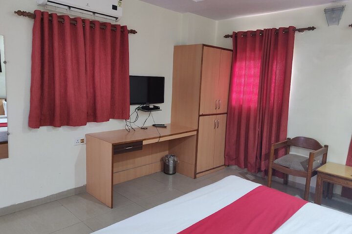 Room 13 of 23