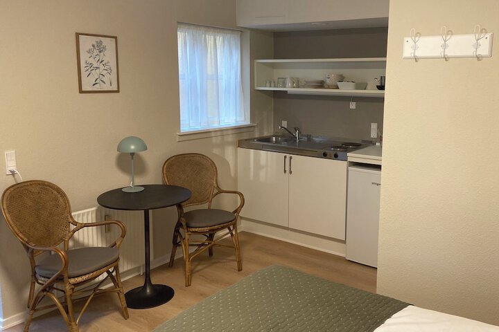 Room 126 of 214