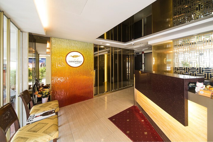 Guest Lobby