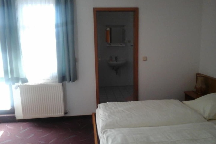 Room 2 of 12
