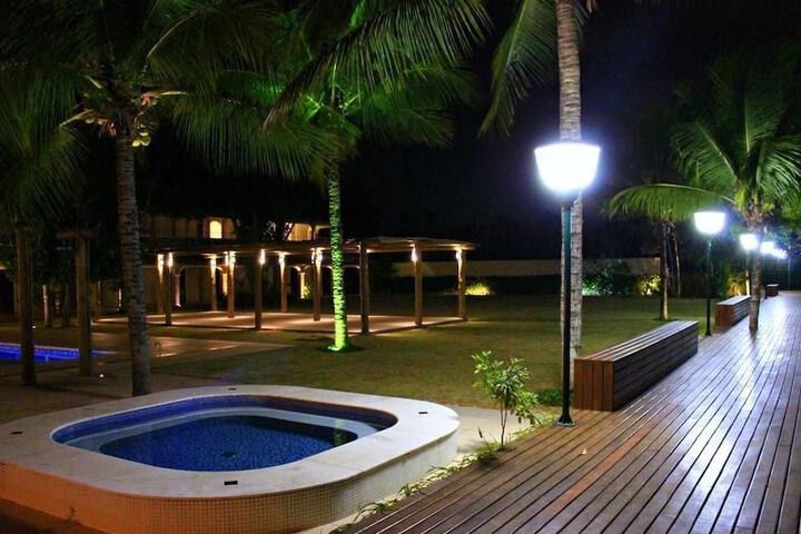 Pool 34 of 51