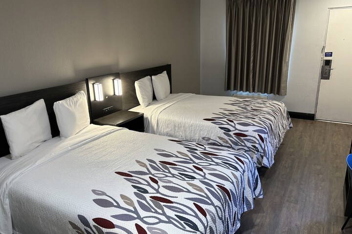 Room 3 of 9