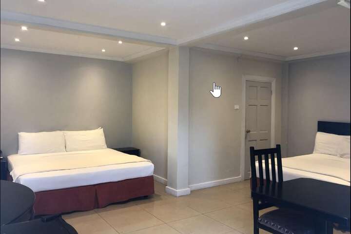 Room 3 of 13