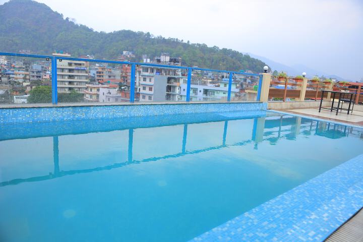 Pool 39 of 48