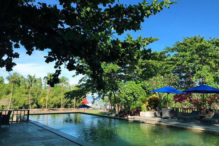 Pool 75 of 111