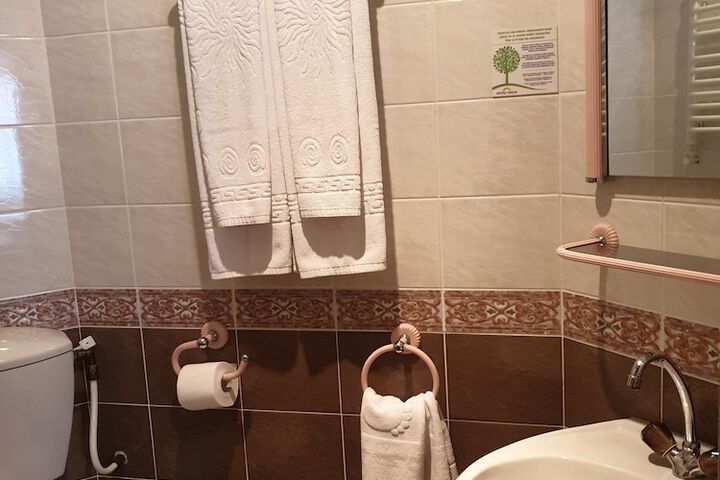 Room 21 of 26