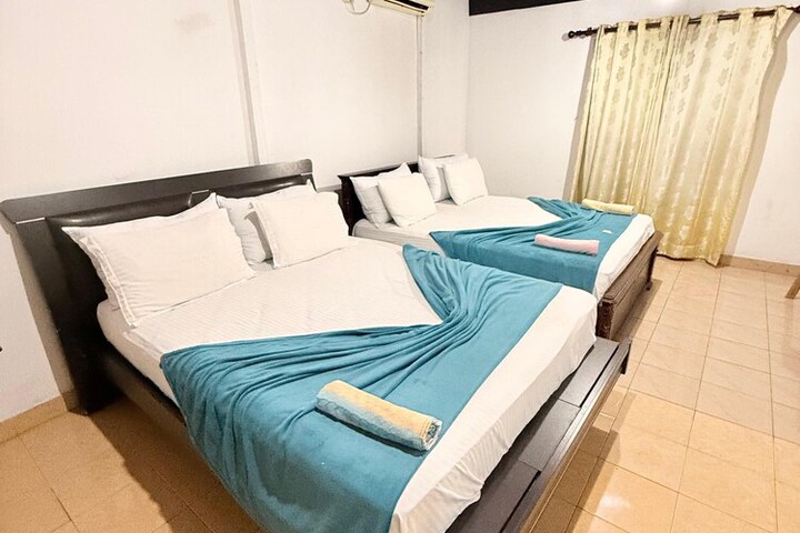 Room 12 of 29