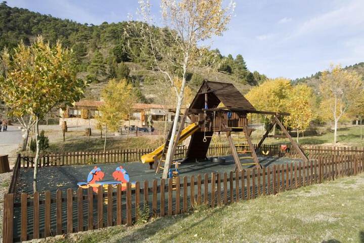 Childrens Activities 13 of 35