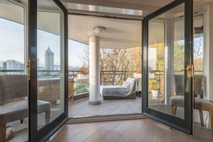 Terrace/Patio 3 of 37