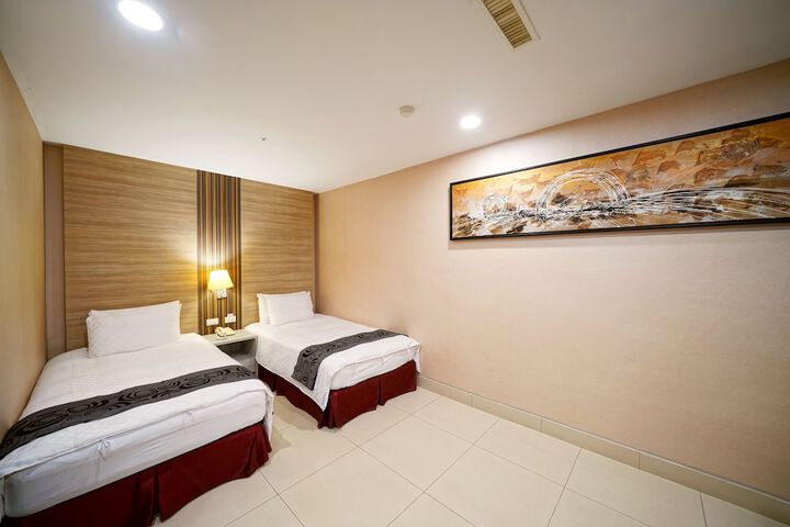 Room 21 of 61
