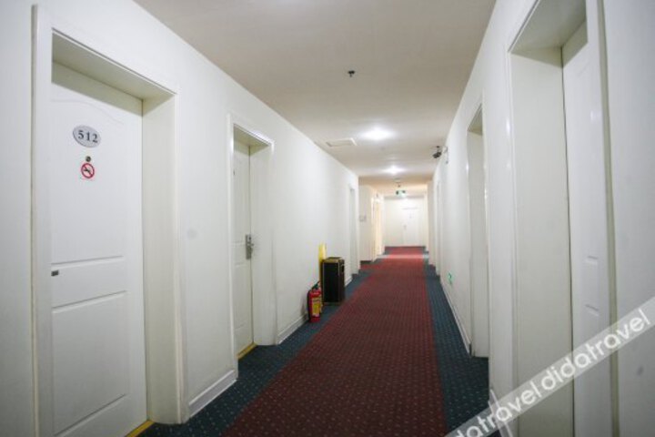Qianfeng Hotel