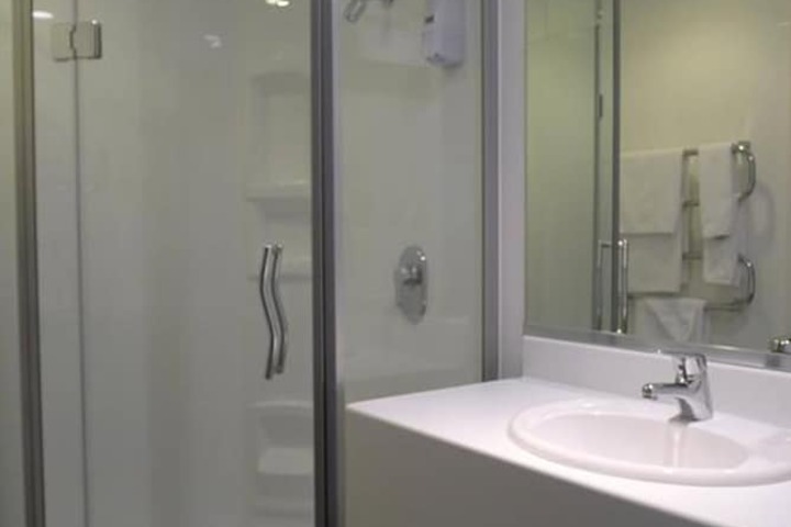 Room 23 of 36