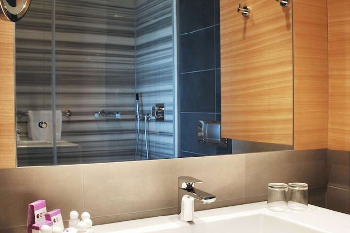 Bath Photo