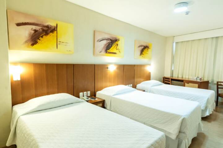 Room 5 of 86