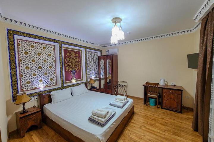 Old House Hotel