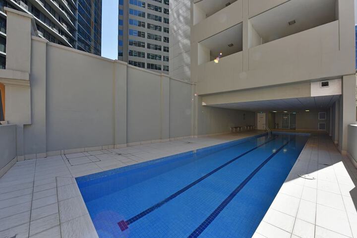 Pool 43 of 60