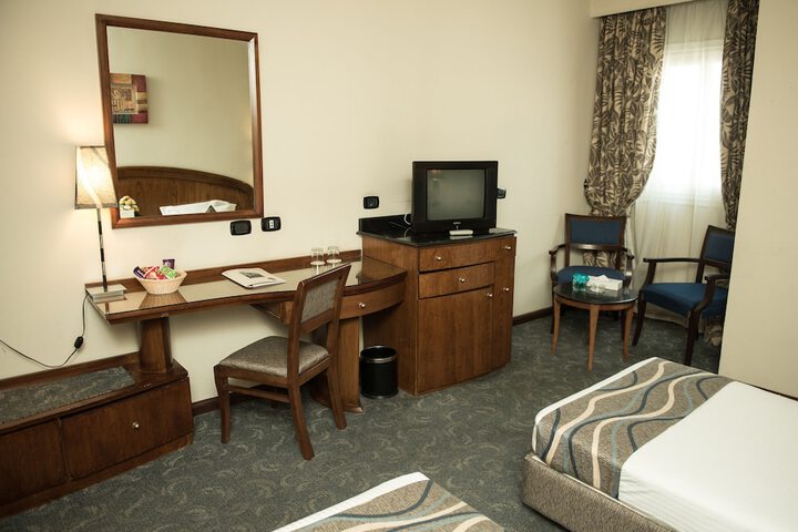 Suite Room