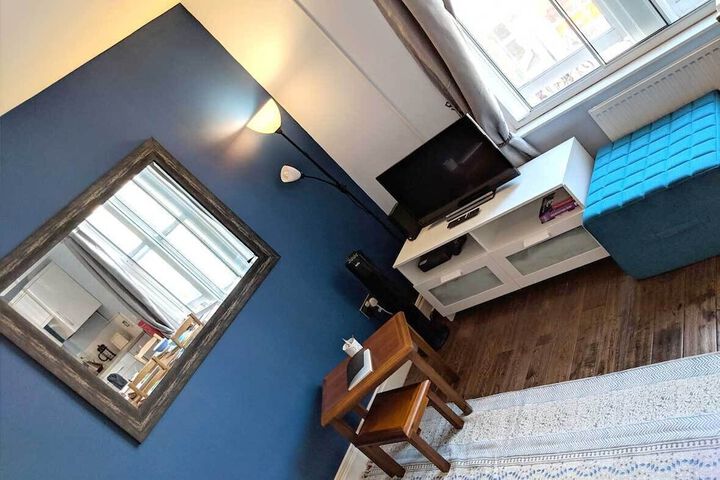 Room 26 of 42