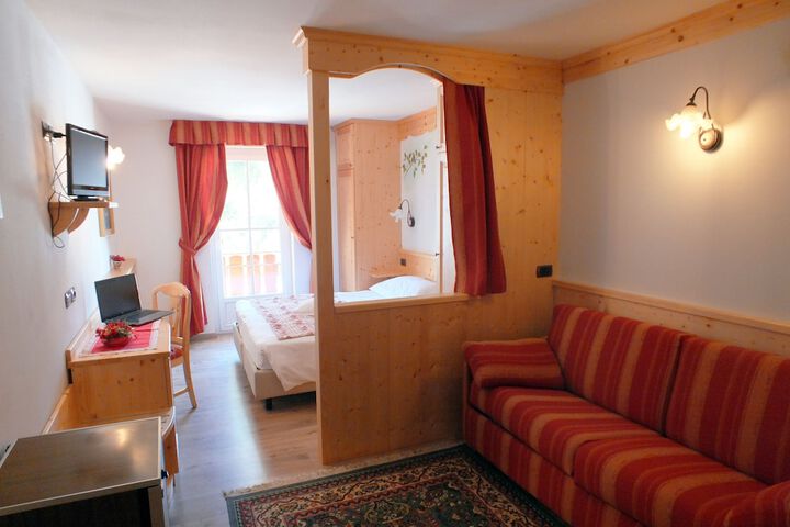 Room 7 of 57