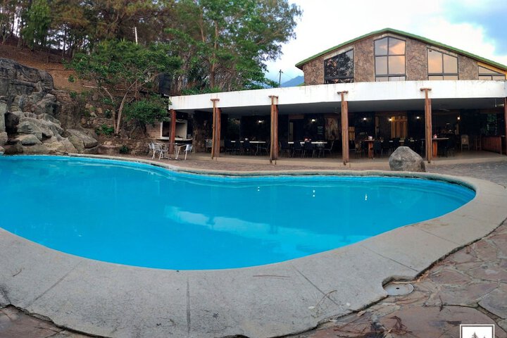 Pool 11 of 42