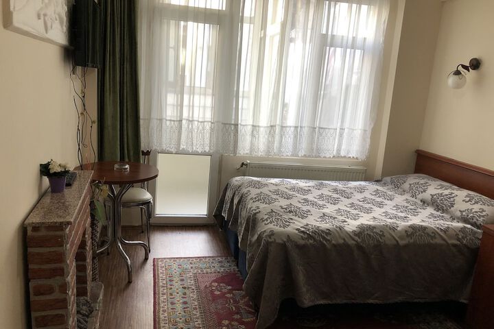 Room 21 of 36