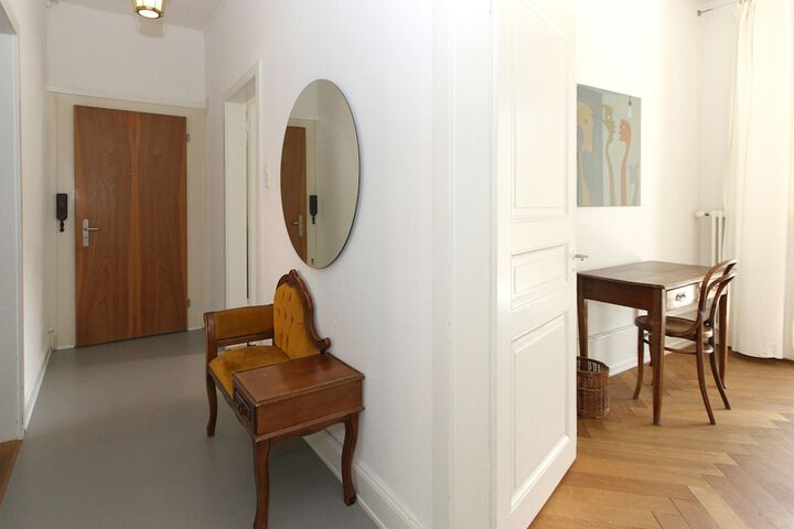 Room 50 of 67